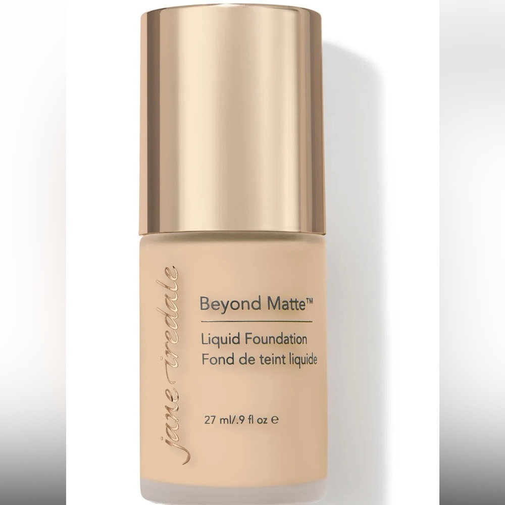 Jane iredale’. Foundation Beyond matte shade M5 light to medium